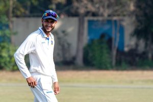 Bengal ride on Gharami's 299 to sail into semi-finals