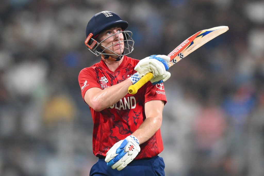 England opt to bat in bid to seal Super Eights spot, both teams unchanged