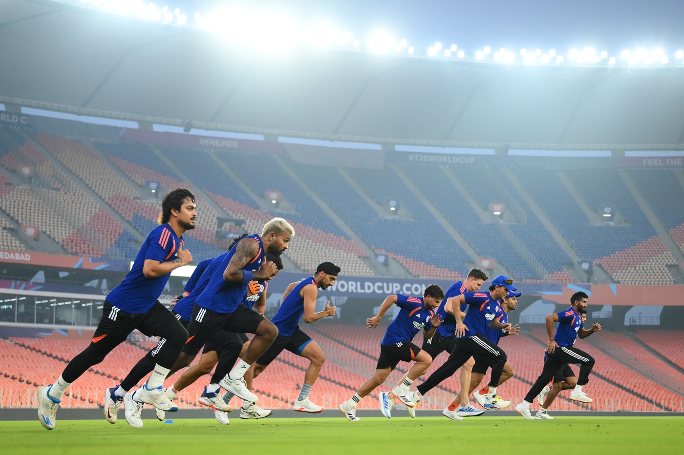 Mixed-soil pitch set to offer minimal turn and good bounce for India-NZ final