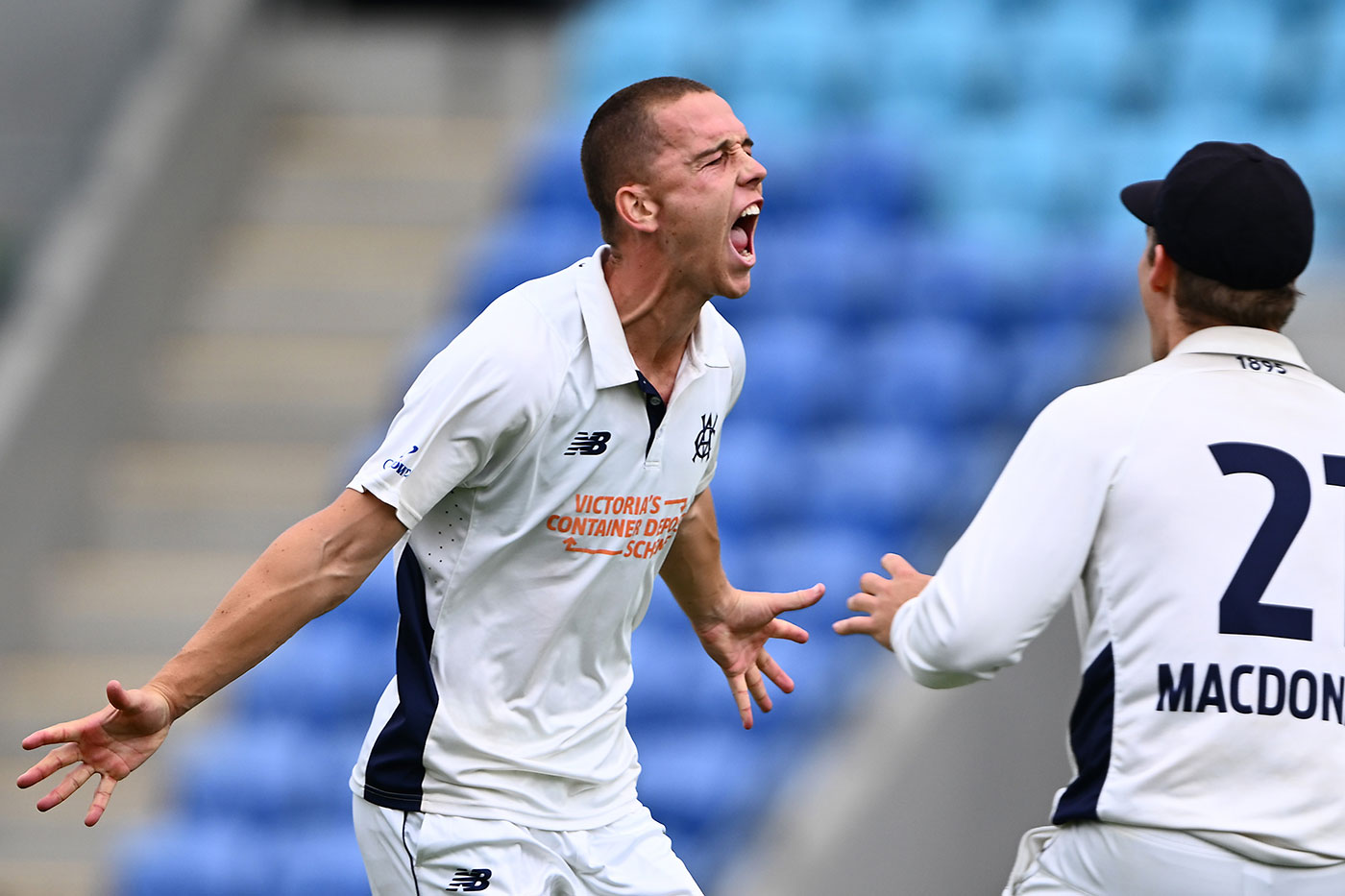 Perry, O'Neill end Tasmania's Shield final hopes