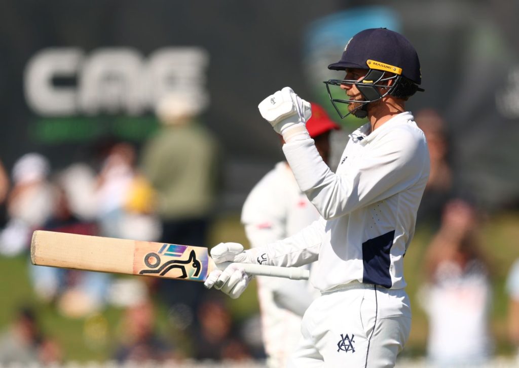 O'Neill stars with bat and ball as Victoria take control amid sub drama