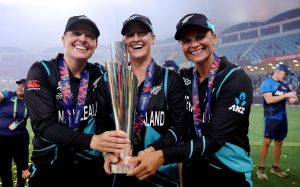 Devine and Tahuhu announce international sign-off after T20 World Cup