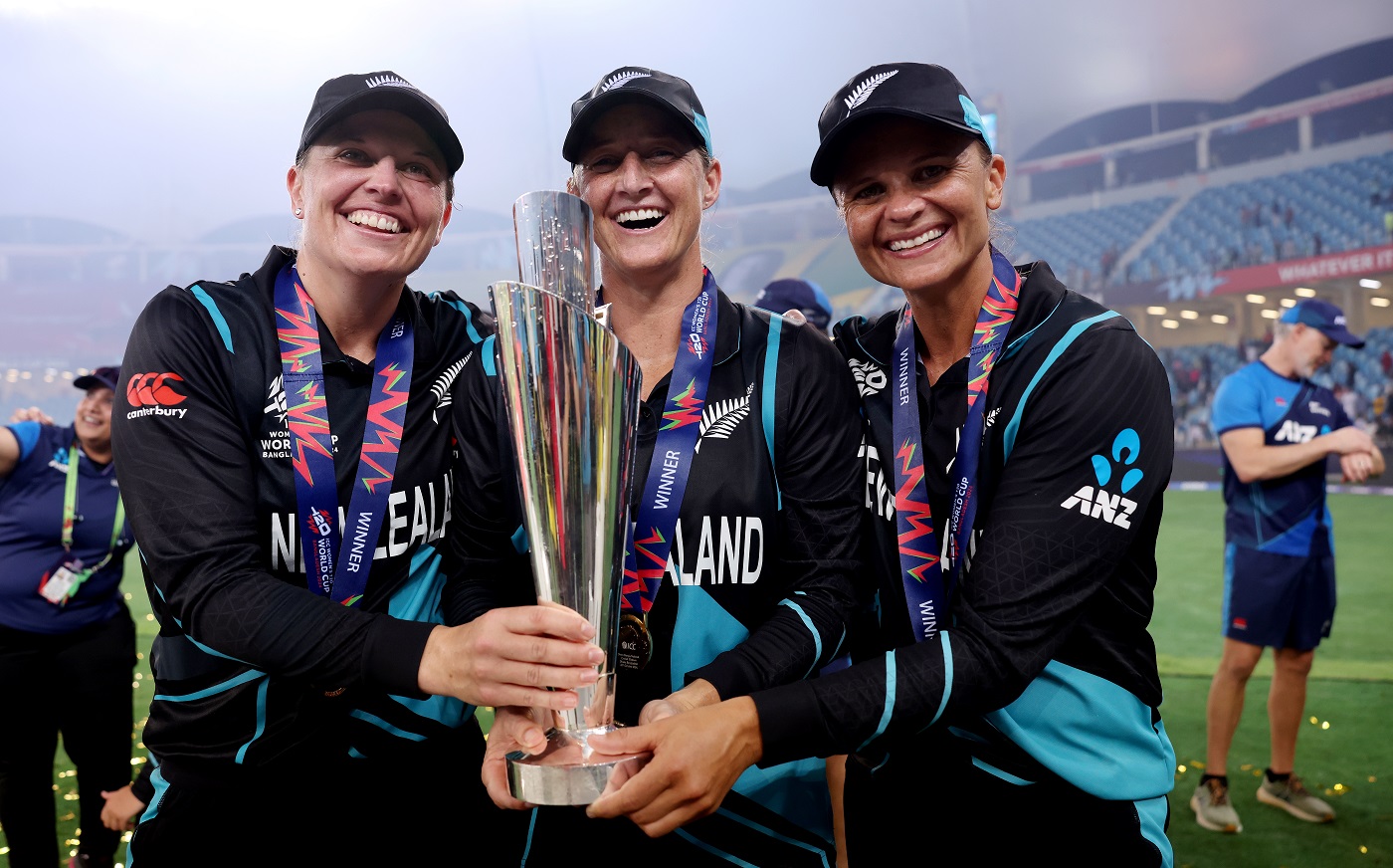 Devine and Tahuhu announce international sign-off after T20 World Cup