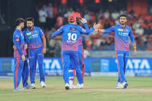 Finch to Axar: 'You're not willing to stand up at the moment'