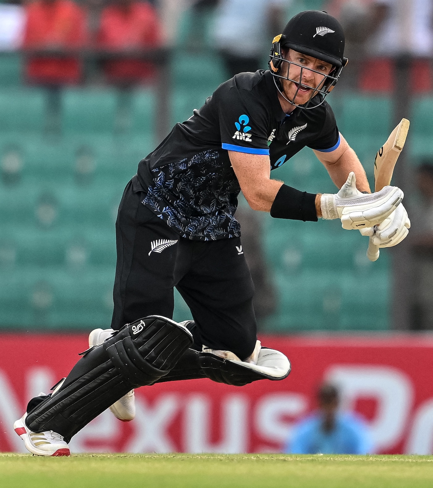 Lennox makes T20I debut as NZ bowl; Saifuddin in for Bangladesh
