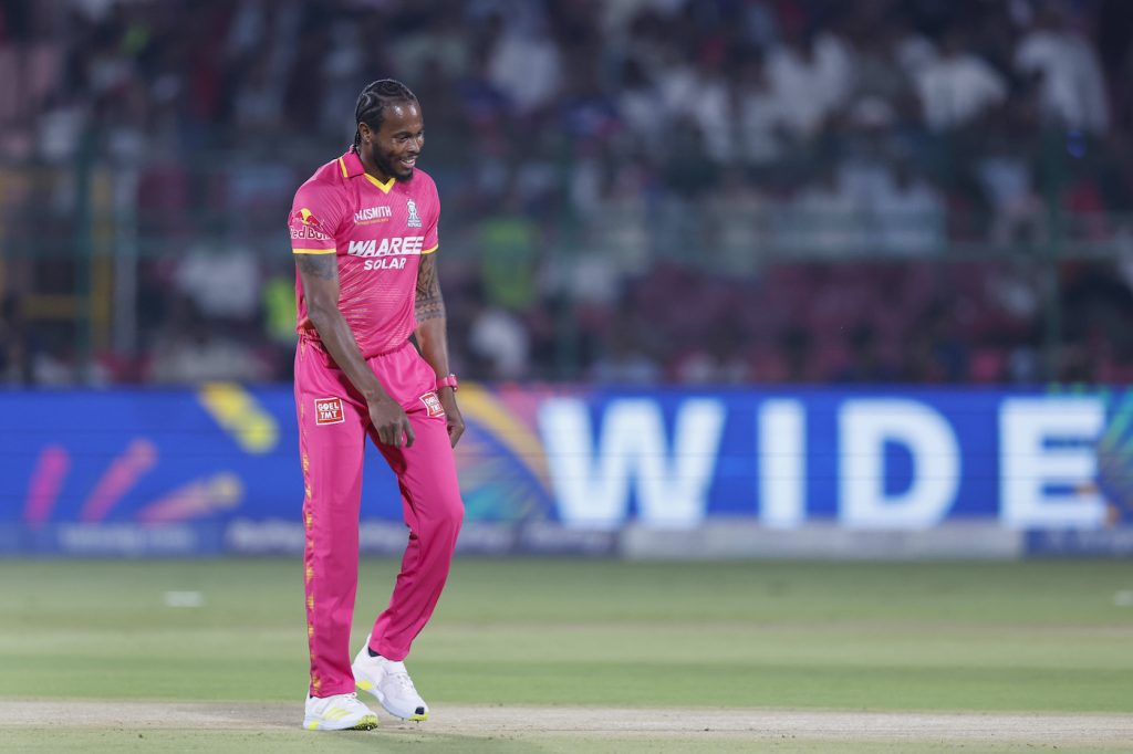 'You've got to be doing something different,' Bond says as RR bowlers go off radar