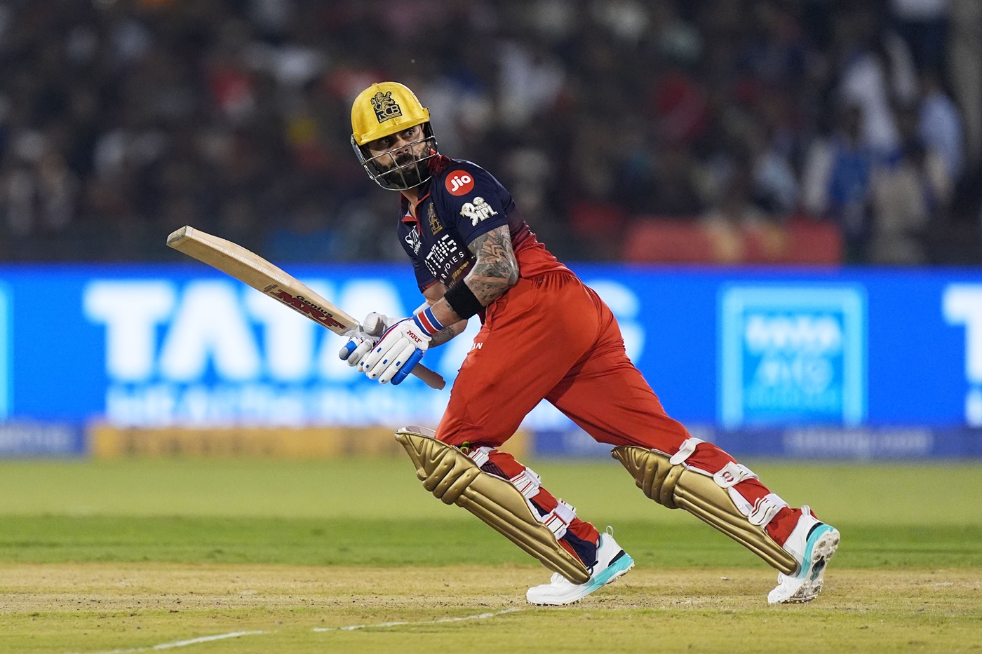 Kohli refuses to shake hands with Head after SRH vs RCB game