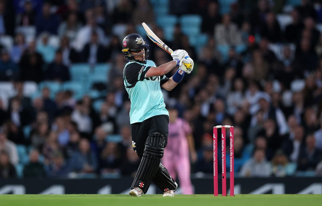 Pope fifty leads Surrey home in one-sided London derby