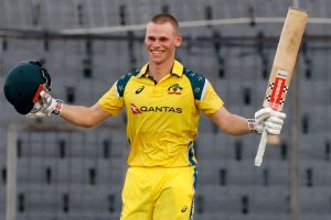 Connolly fights off cramps in innings of a lifetime