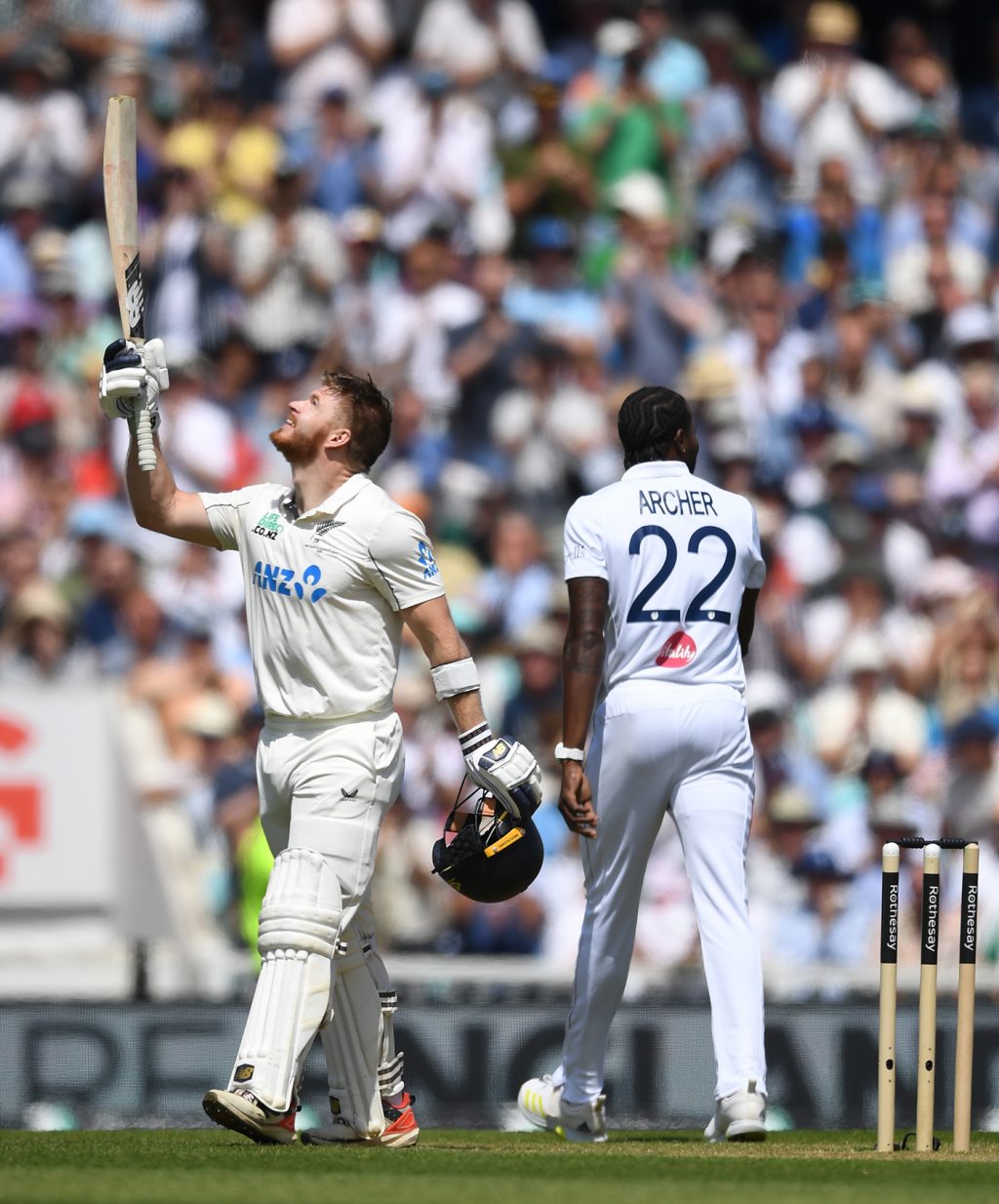 Glenn Phillips dedicates maiden Test hundred to late father