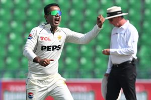Noman Ali signs six-match deal with Lancashire