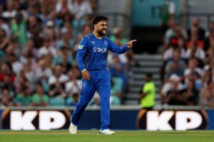 Rashid five-for underlines dominant display by MI London