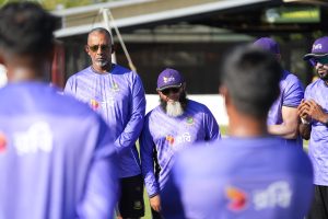 'We let ourselves down' - worries increase for Simmons after tour-game collapse