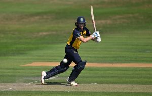 Andy Gorvin clinches thriller for Glamorgan